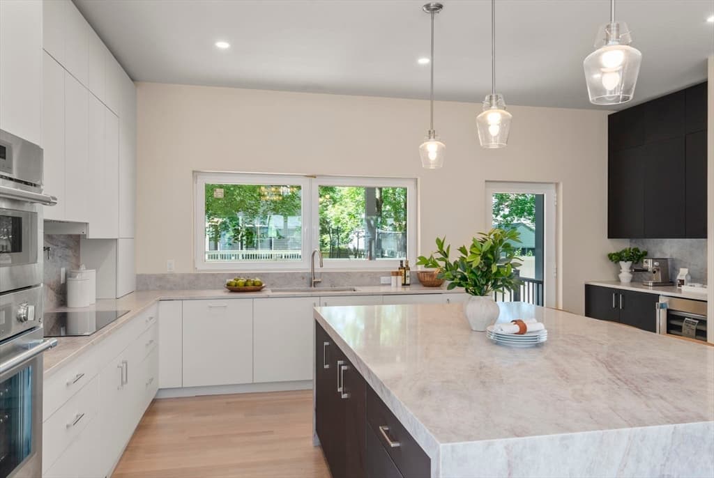 58 Bontempo Rd, Newton MA 02459 photo 8