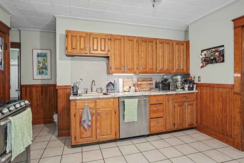 167 Seventh St, Leominster MA 01453 photo 26