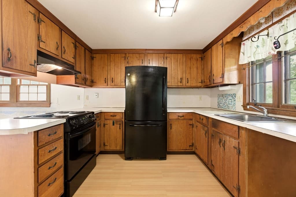 93 Robbins Circle, Dennis MA 02638 photo 9