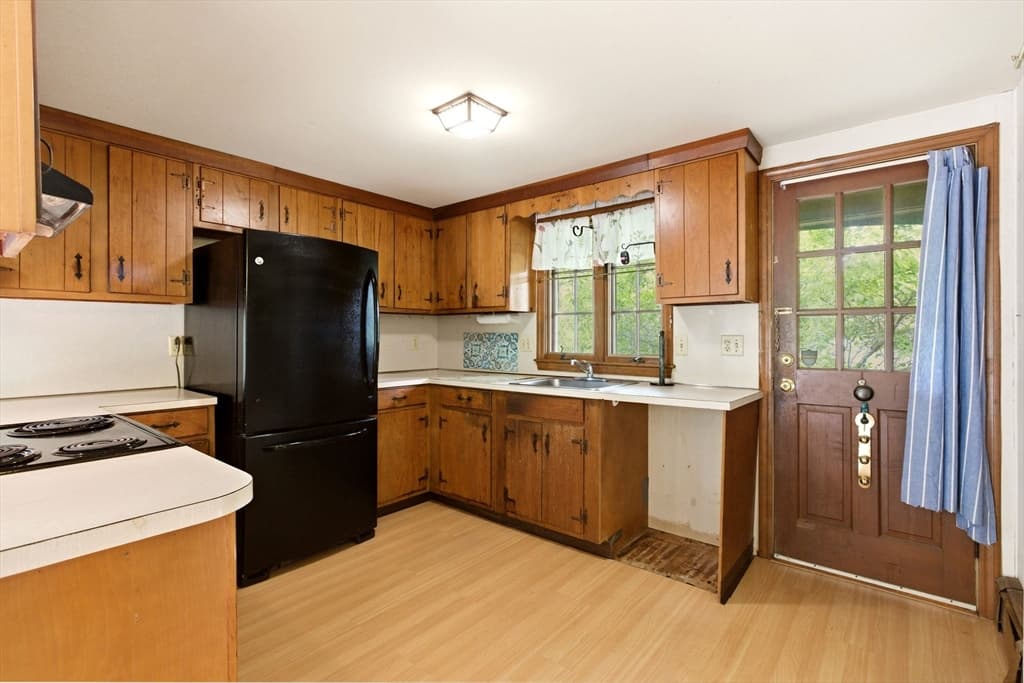 93 Robbins Circle, Dennis MA 02638 photo 10