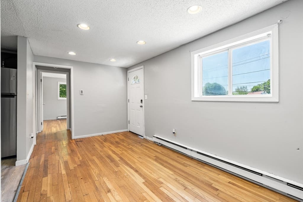 9-11 Dungeon Ave, Lynn MA 01905 photo 6