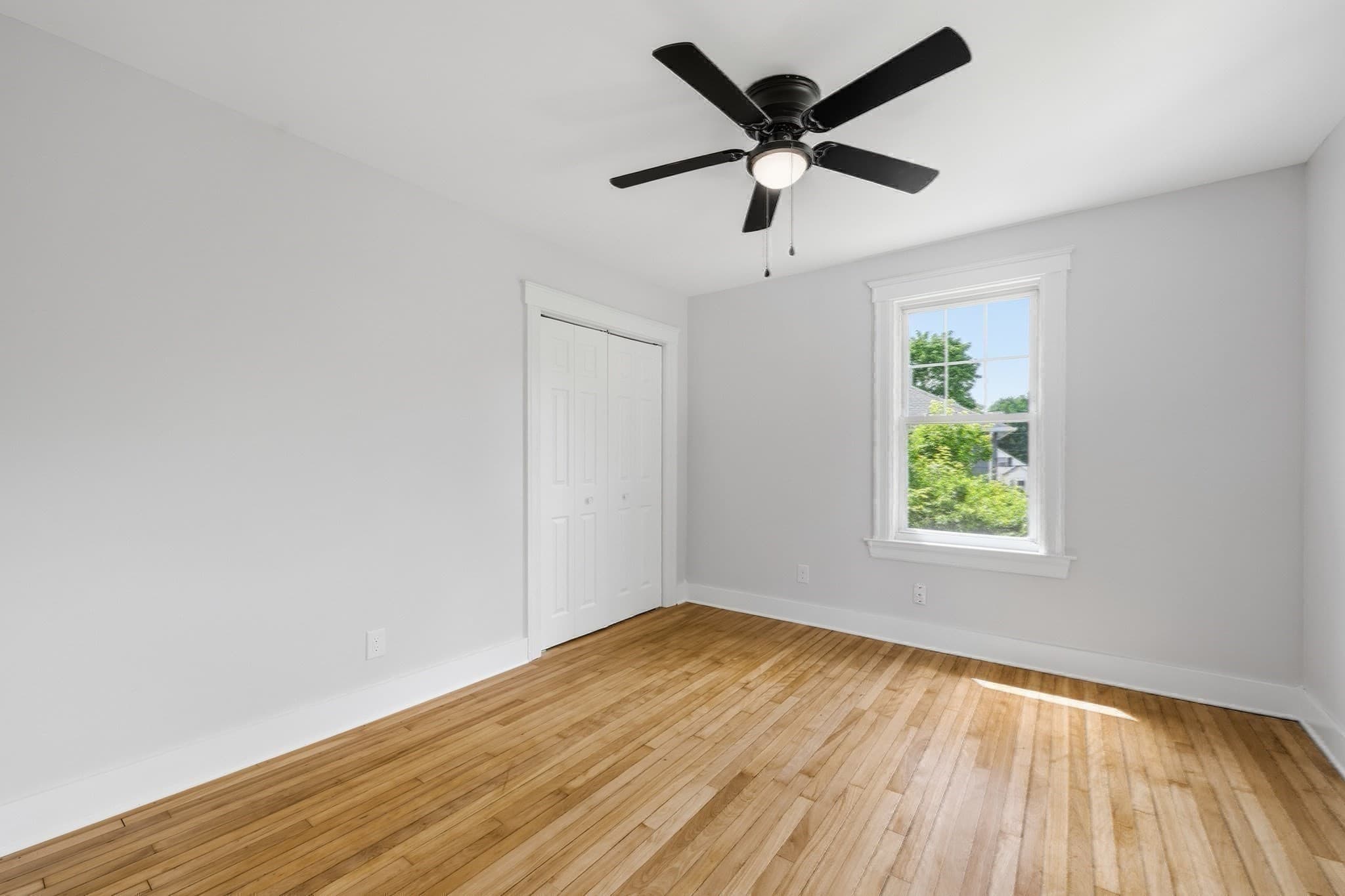 Single Family Residence at 87 Malden St, Worcester MA 01606, photo 23 of 41