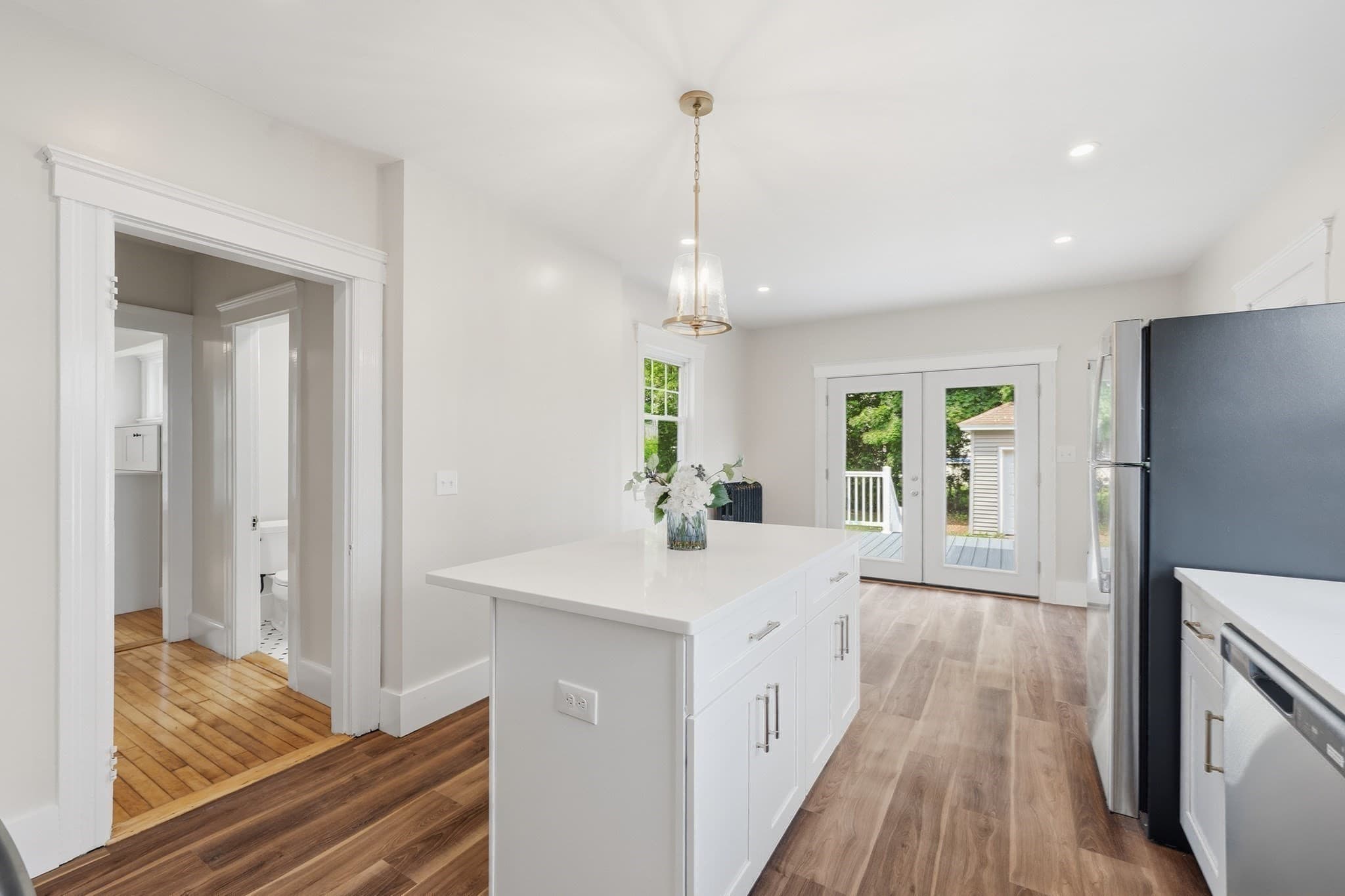 Single Family Residence at 87 Malden St, Worcester MA 01606, photo 9 of 41