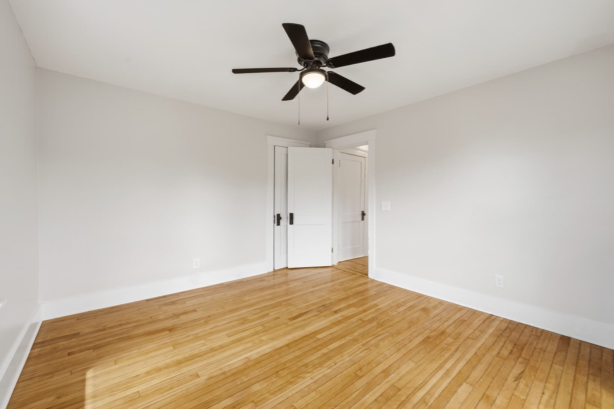 Single Family Residence at 87 Malden St, Worcester MA 01606, photo 30 of 41