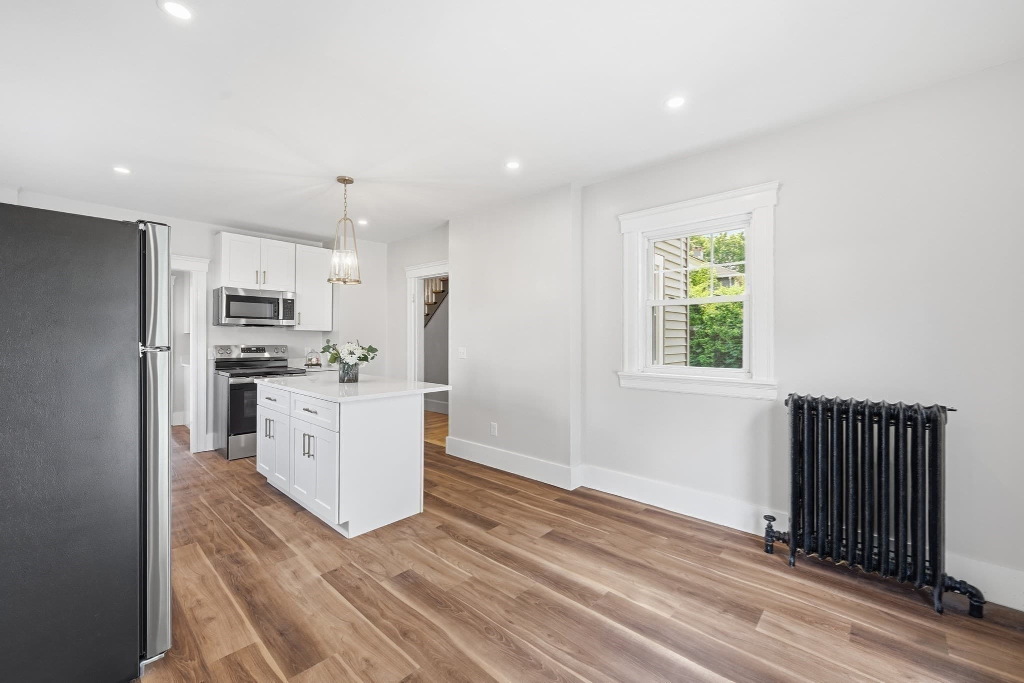 Single Family Residence at 87 Malden St, Worcester MA 01606, photo 10 of 41