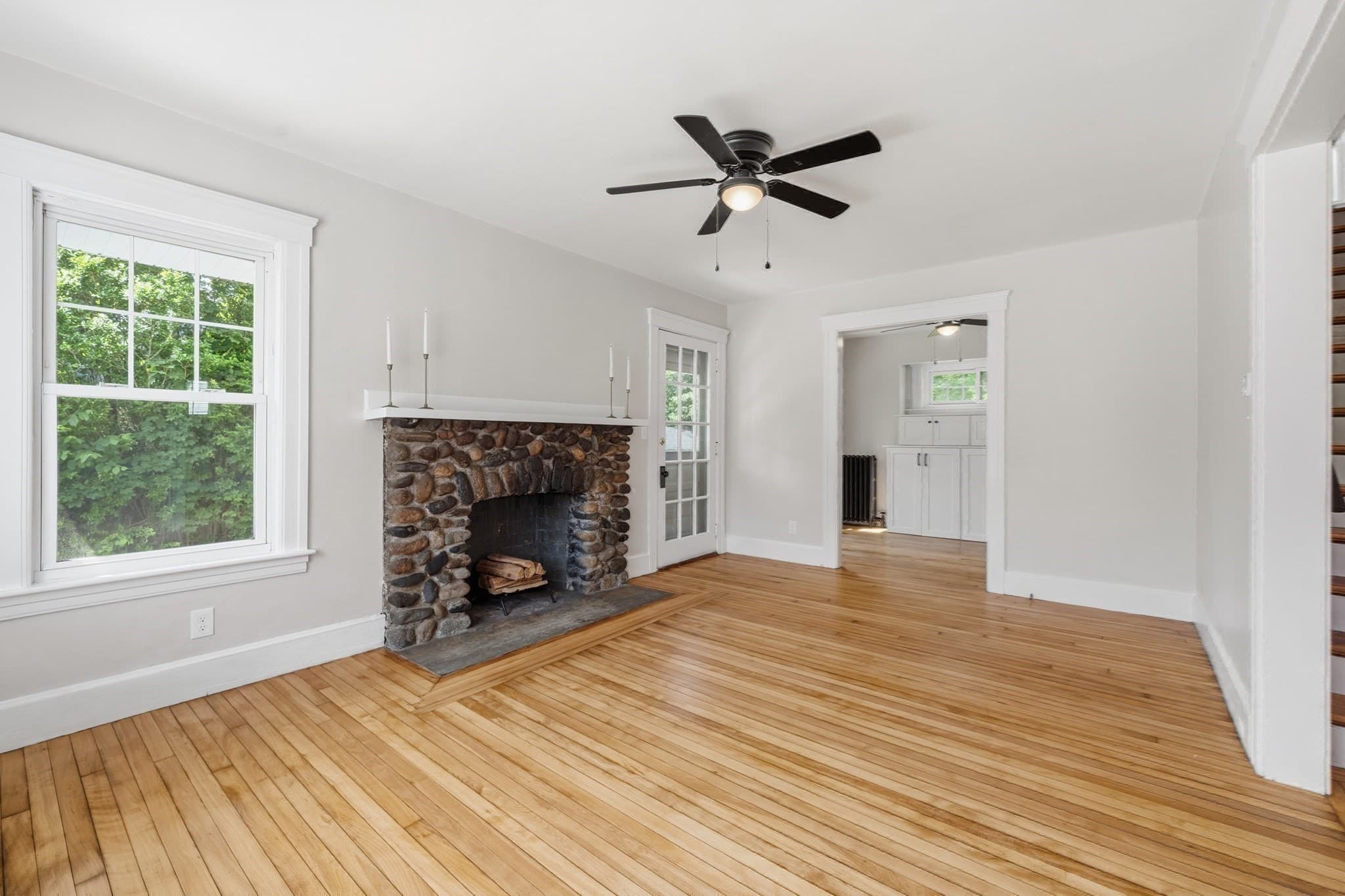 Single Family Residence at 87 Malden St, Worcester MA 01606, photo 18 of 41