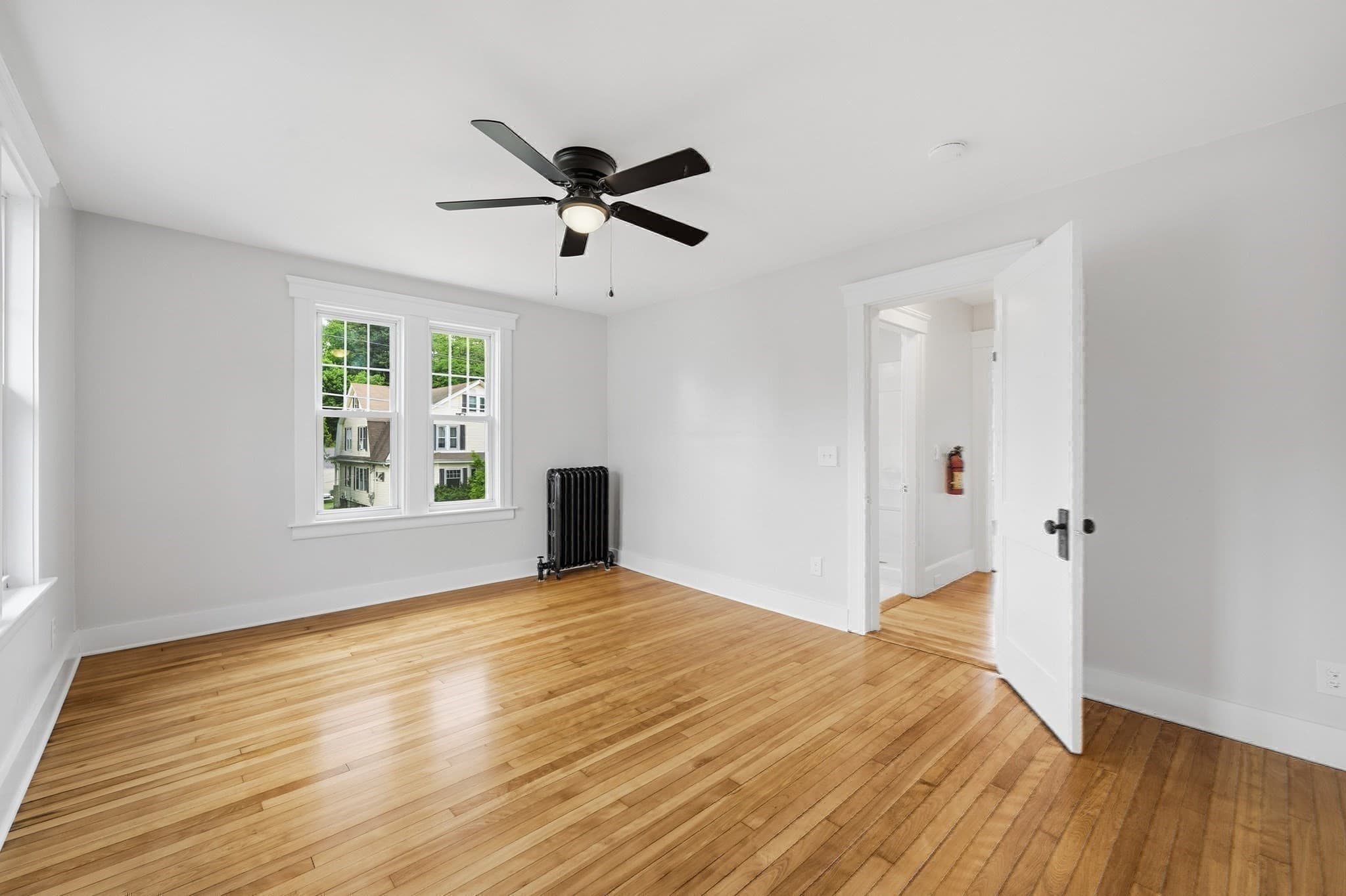 Single Family Residence at 87 Malden St, Worcester MA 01606, photo 31 of 41