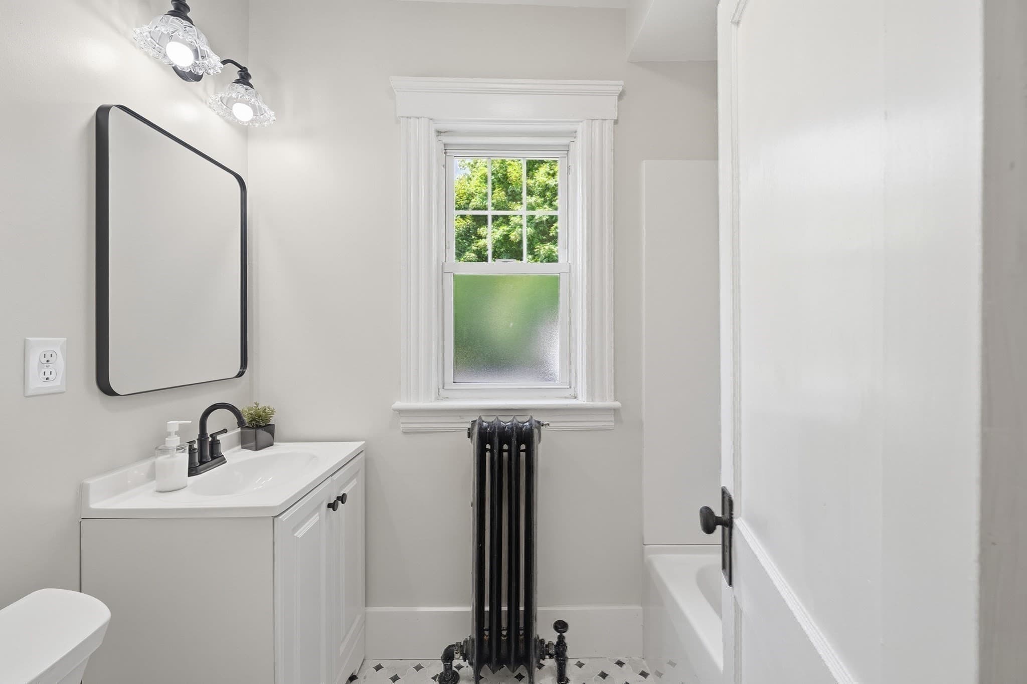 Single Family Residence at 87 Malden St, Worcester MA 01606, photo 21 of 41