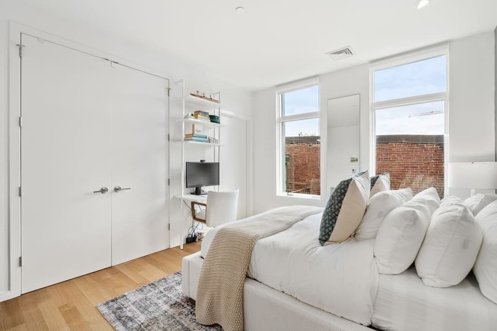 Condominium at 7 East Springfield # 5B, Boston MA 02118, photo 7 of 19
