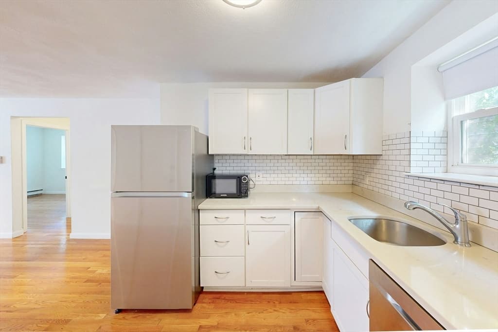 104 Trowbridge St # 4, Cambridge MA 02138 photo 7