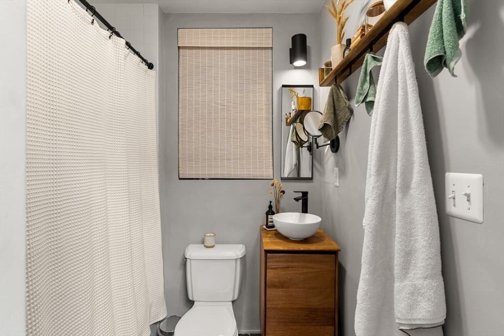 Condominium at 154 W Concord St # 4, Boston MA 02118, photo 16 of 27