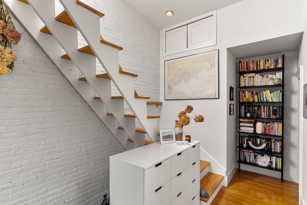 Condominium at 154 W Concord St # 4, Boston MA 02118, photo 9 of 27