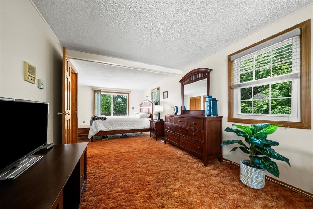 Condominium at 12 Winnepurkit Ave # 12, Lynn MA 01905, photo 14 of 26
