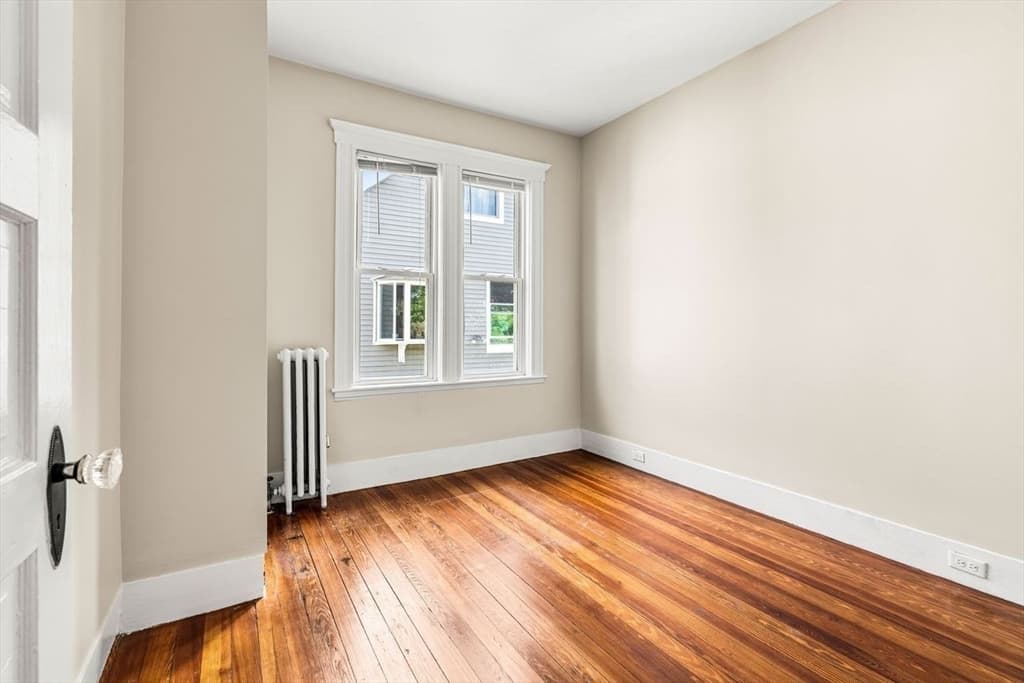 2 Family - 2 Units Up/Down at 18 Cliff Street, Salem MA 01970, Salem, photo 20 of 28