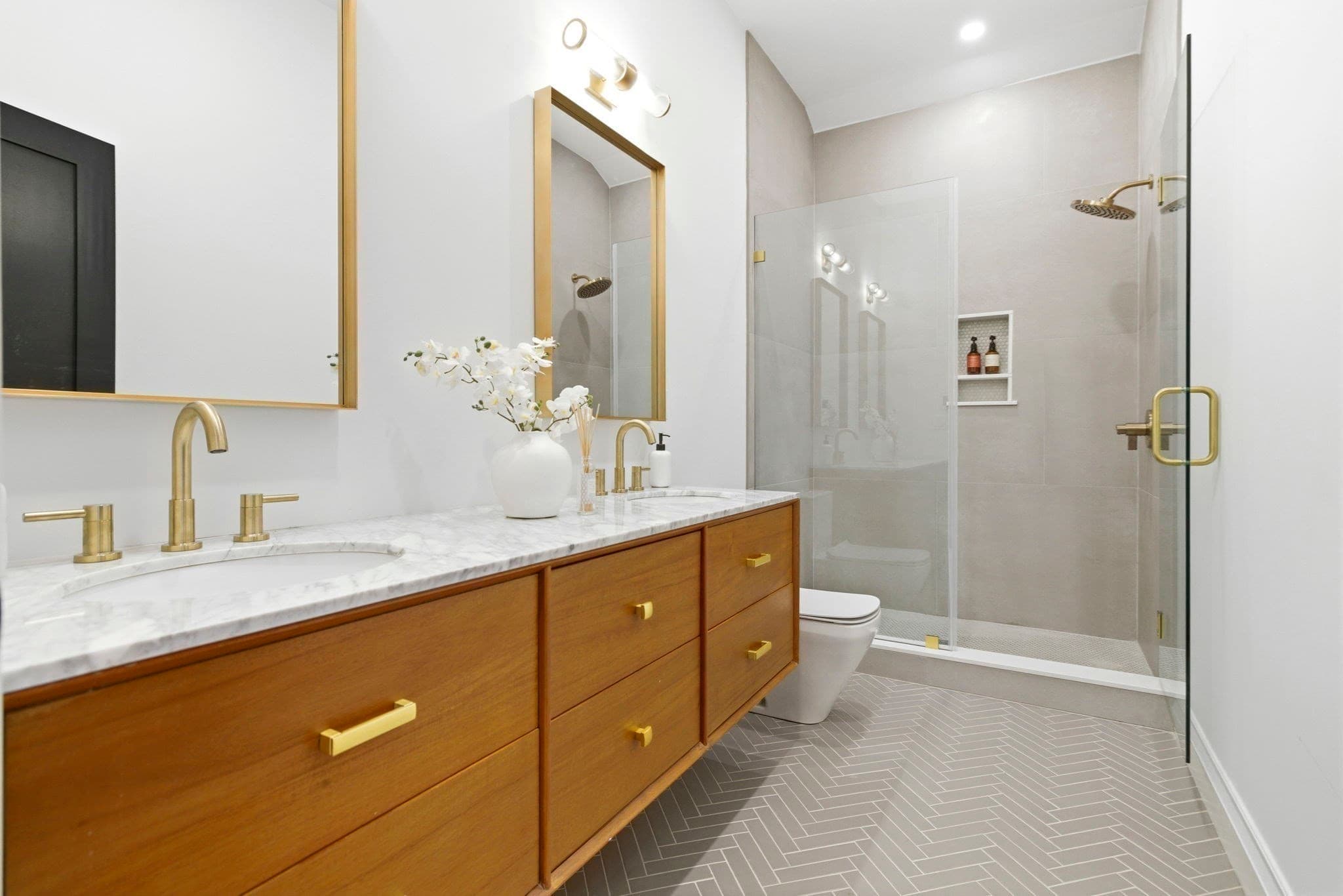 Condominium at 520 East Broadway # 2, Boston MA 02127, Boston, photo 42 of 42