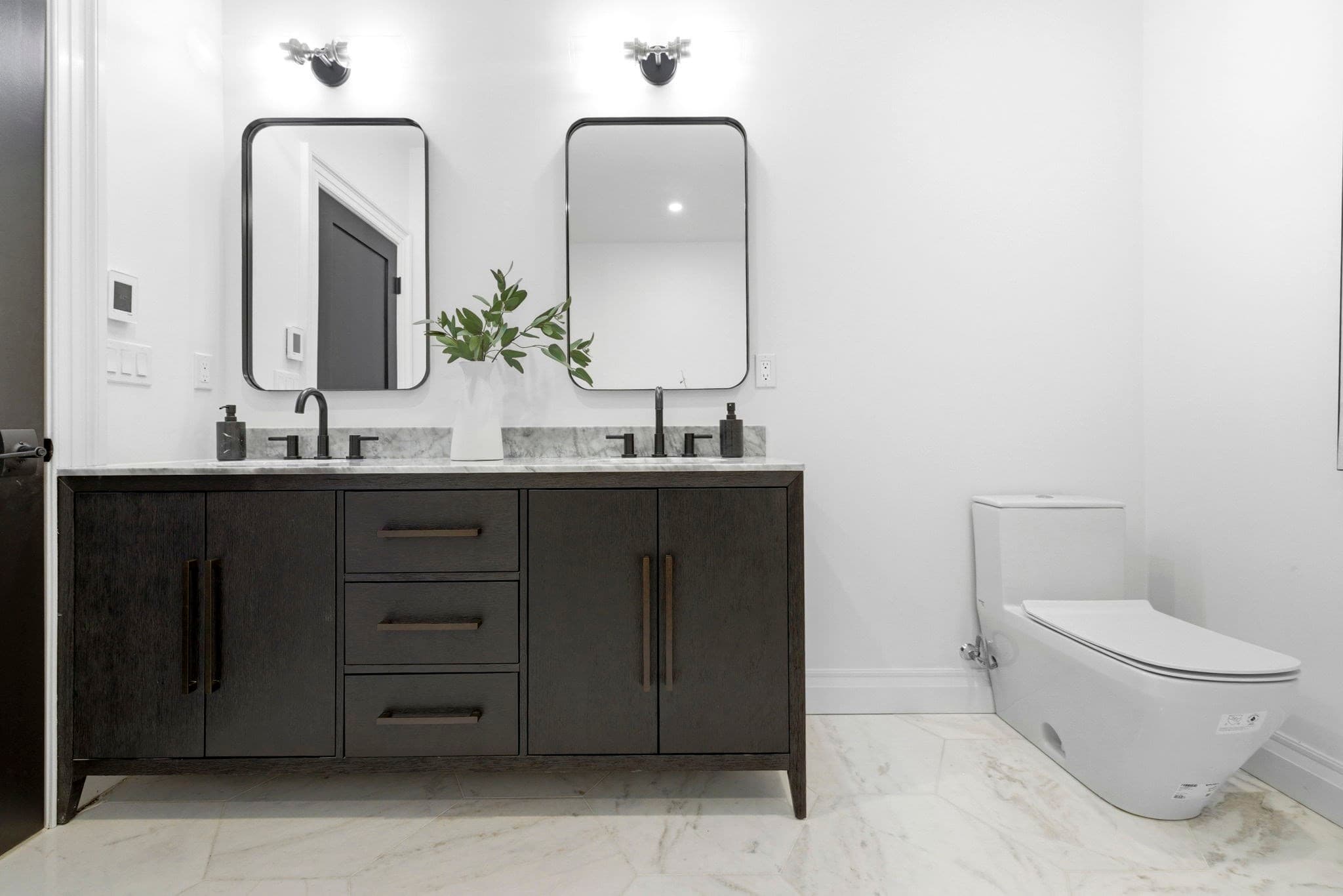 Condominium at 520 East Broadway # 2, Boston MA 02127, Boston, photo 24 of 42