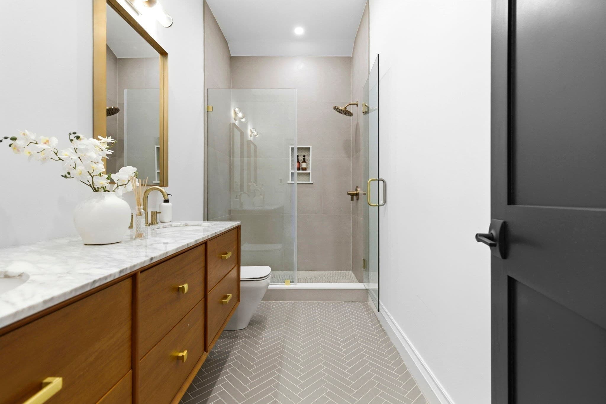 Condominium at 520 East Broadway # 2, Boston MA 02127, Boston, photo 41 of 42