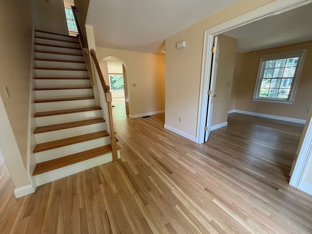 Single Family Residence at 132 Central St, North Reading MA 01864, North Reading, photo 5 of 39