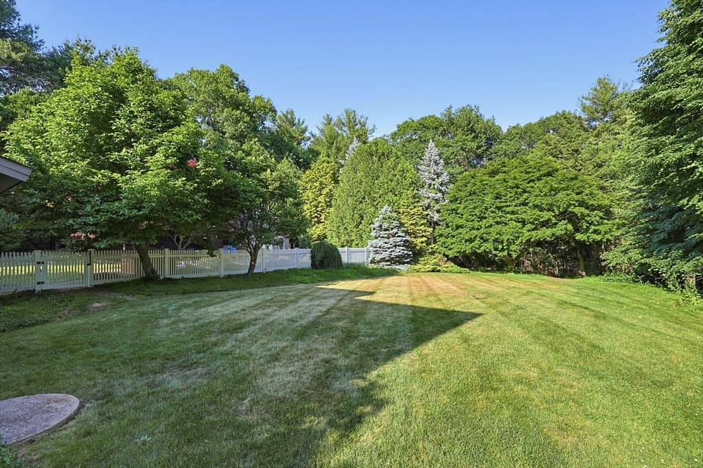 110 Chipper Hill Road, Northbridge MA 01534 photo 30