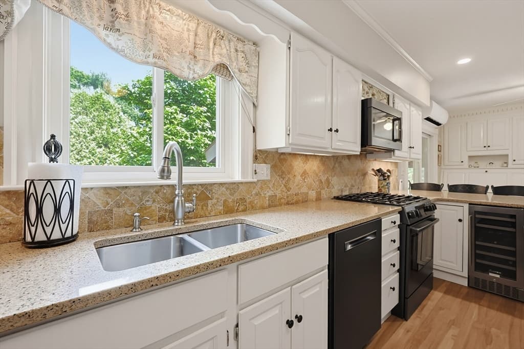 110 Chipper Hill Road, Northbridge MA 01534 photo 10