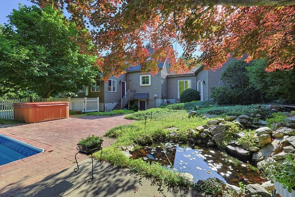 110 Chipper Hill Road, Northbridge MA 01534 photo 29