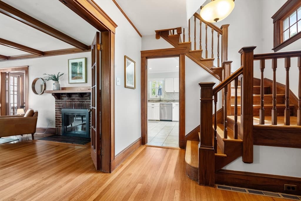 Single Family Residence at 5 Houston Street, Boston MA 02132, Boston, photo 4 of 30