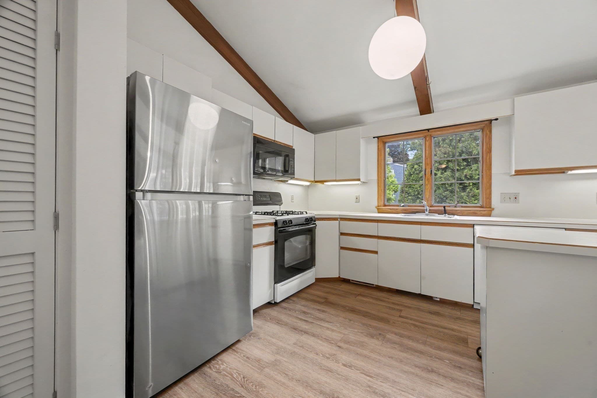 Single Family Residence at 95 Gleason Rd, Lexington MA 02420, Lexington, photo 9 of 41