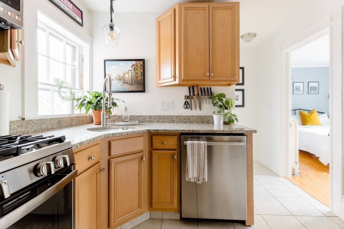 Condominium at 35 Washington Sq # 3, Salem MA 01970, photo 6 of 28
