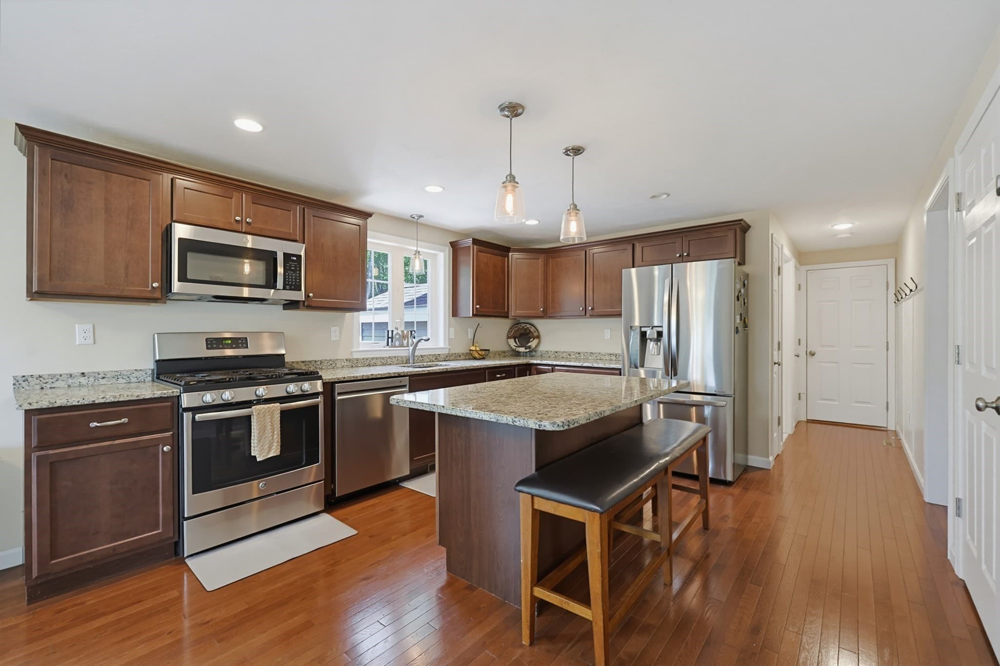 Single Family Residence at 5 County Street, Berkley MA 02779, photo 13 of 40
