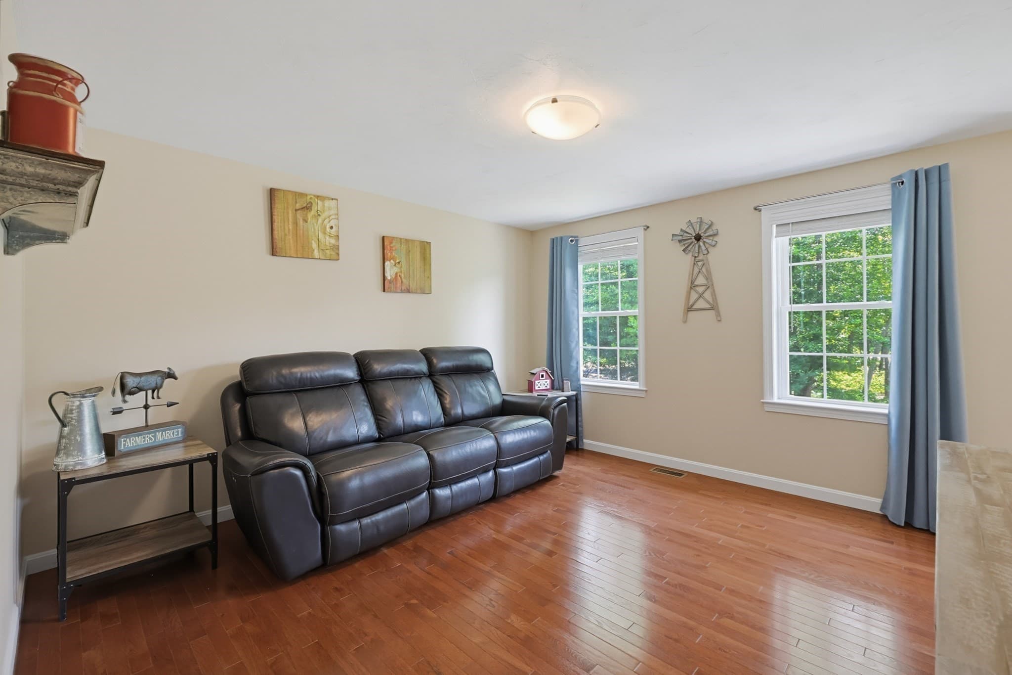 Single Family Residence at 5 County Street, Berkley MA 02779, photo 20 of 40
