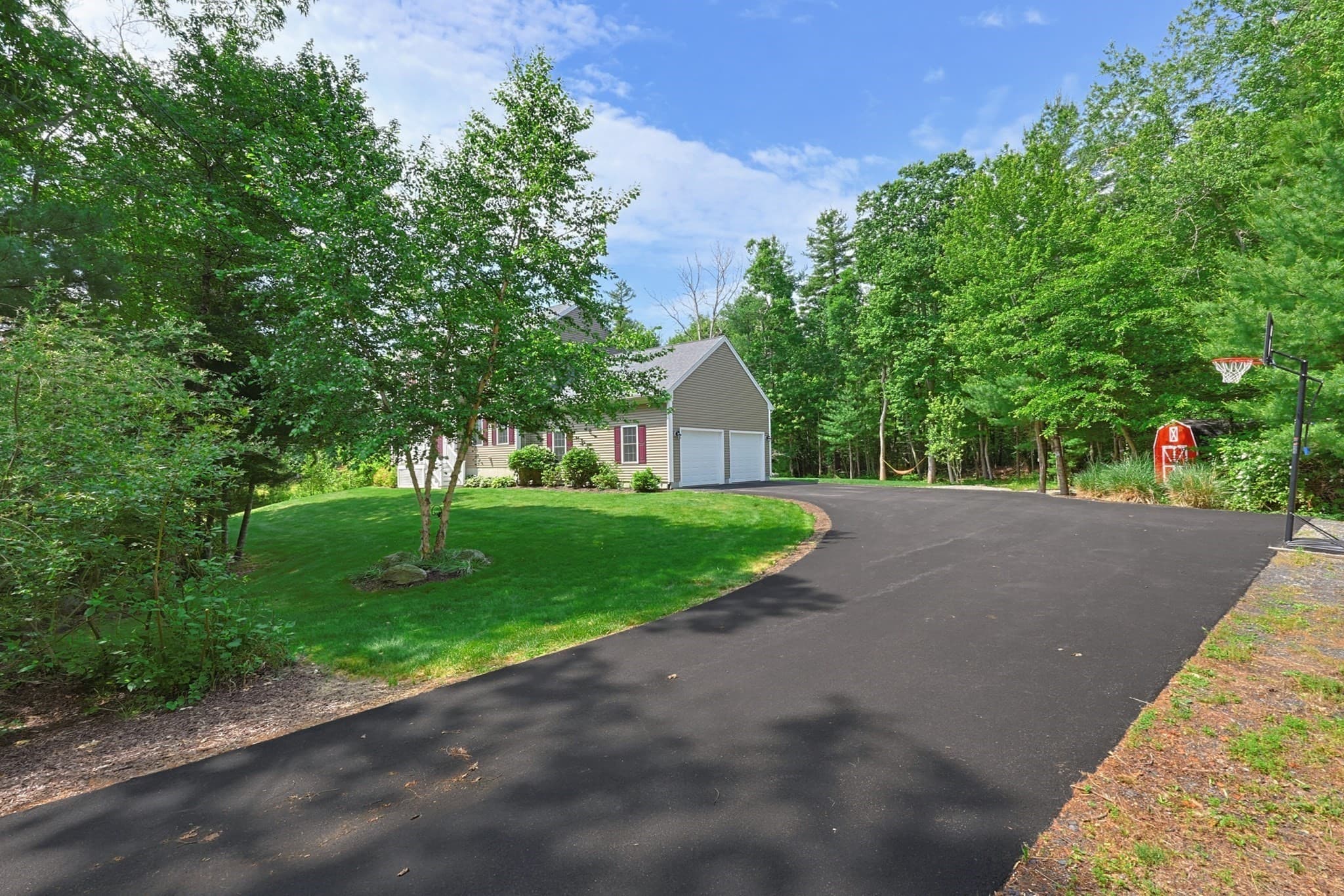 Single Family Residence at 5 County Street, Berkley MA 02779, photo 4 of 40
