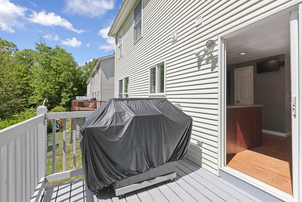 Single Family Residence at 210 Morris St, Cumberland RI 02864, Cumberland, photo 30 of 32