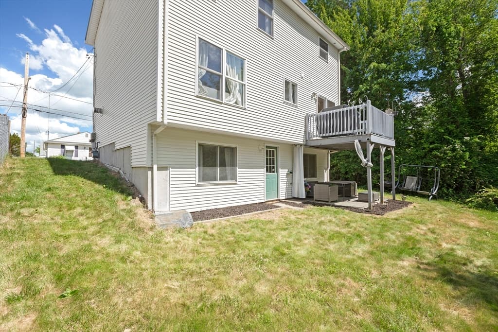 Single Family Residence at 210 Morris St, Cumberland RI 02864, Cumberland, photo 31 of 32