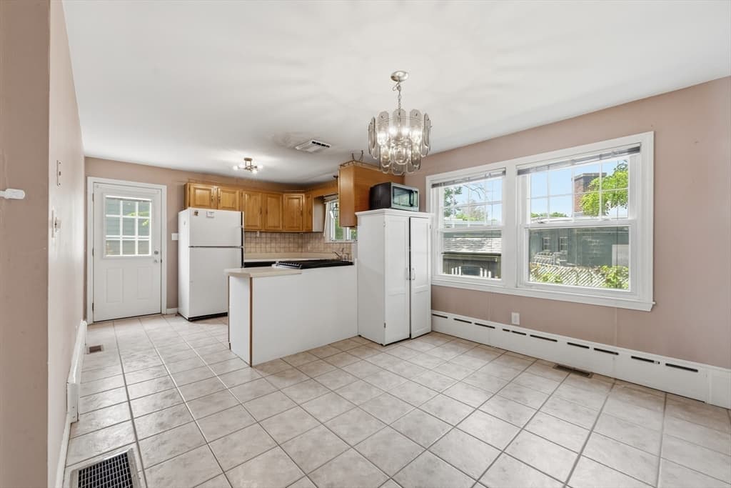 30 Bunkerhill St # 30, North Andover MA 01845 photo 5