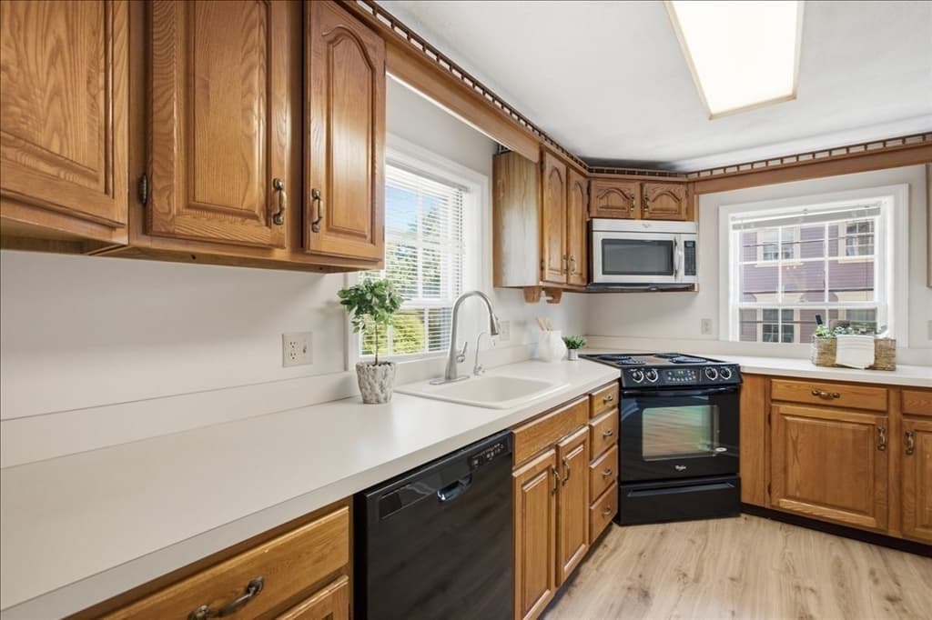 53 Front St # 53, Beverly MA 01915 photo 13