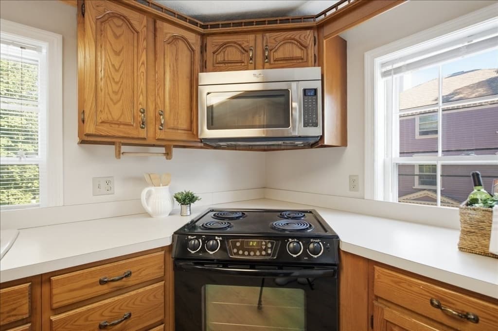 53 Front St # 53, Beverly MA 01915 photo 16