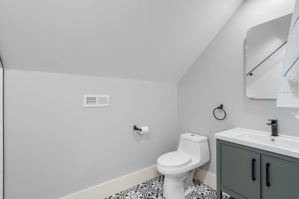 80 Locust Ln, Needham MA 02492 photo 27