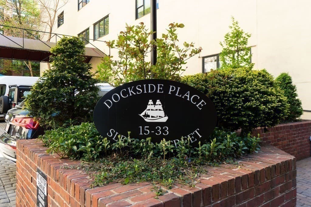 Condominium at 15 Sleeper St # 407, Boston MA 02210, photo 17 of 21