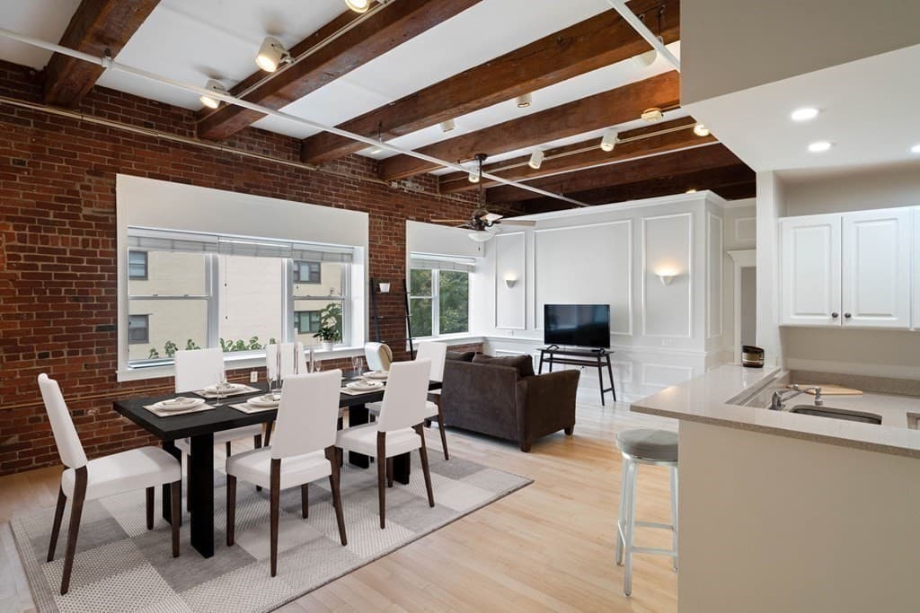 15 Sleeper St # 407, Boston MA 02210