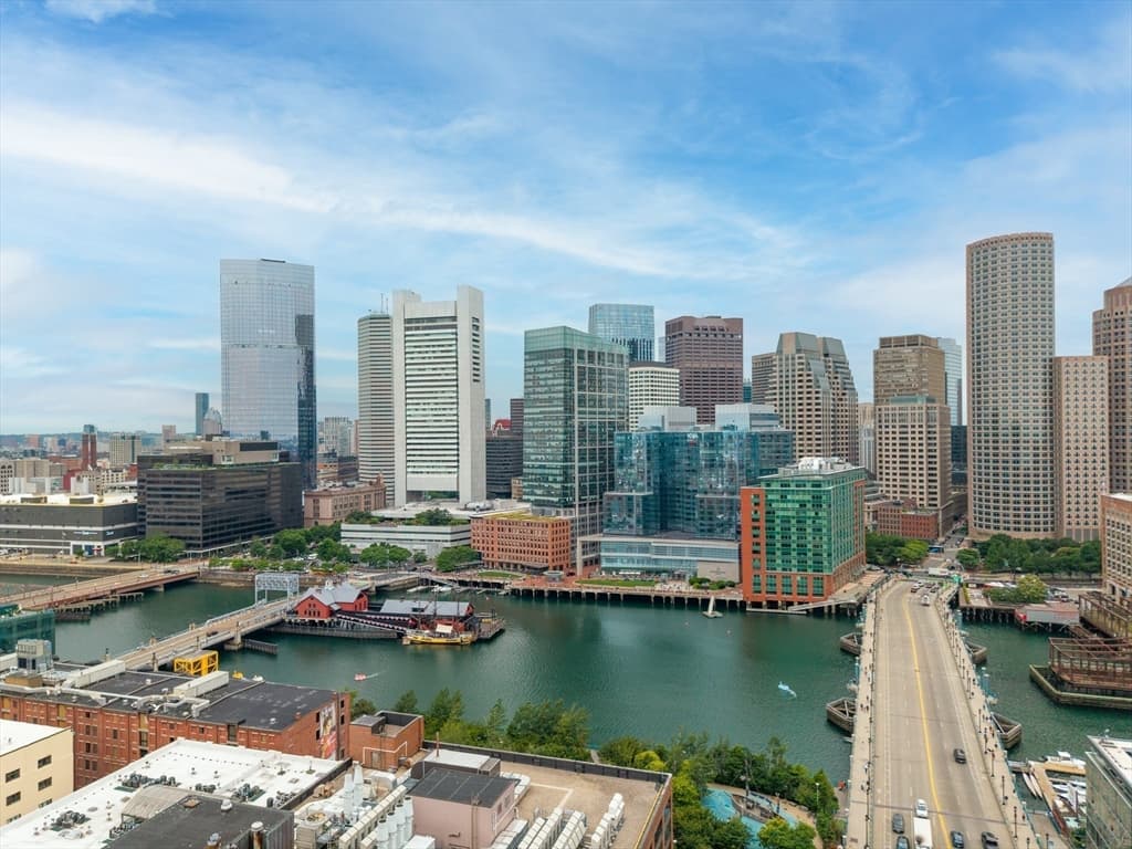 Condominium at 15 Sleeper St # 407, Boston MA 02210, photo 18 of 21