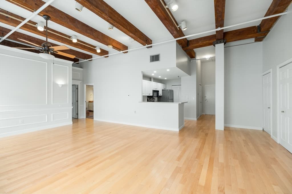 Condominium at 15 Sleeper St # 407, Boston MA 02210, photo 4 of 21