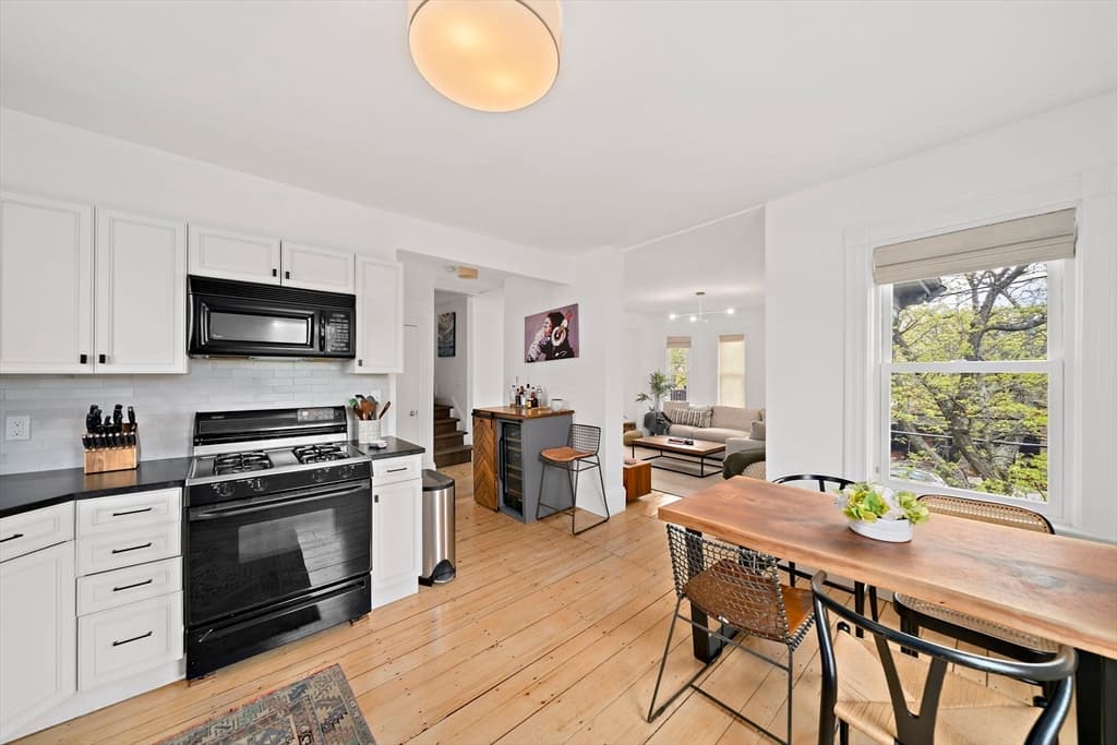 Condominium at 80 Holland St # 2, Somerville MA 02144, photo 3 of 23