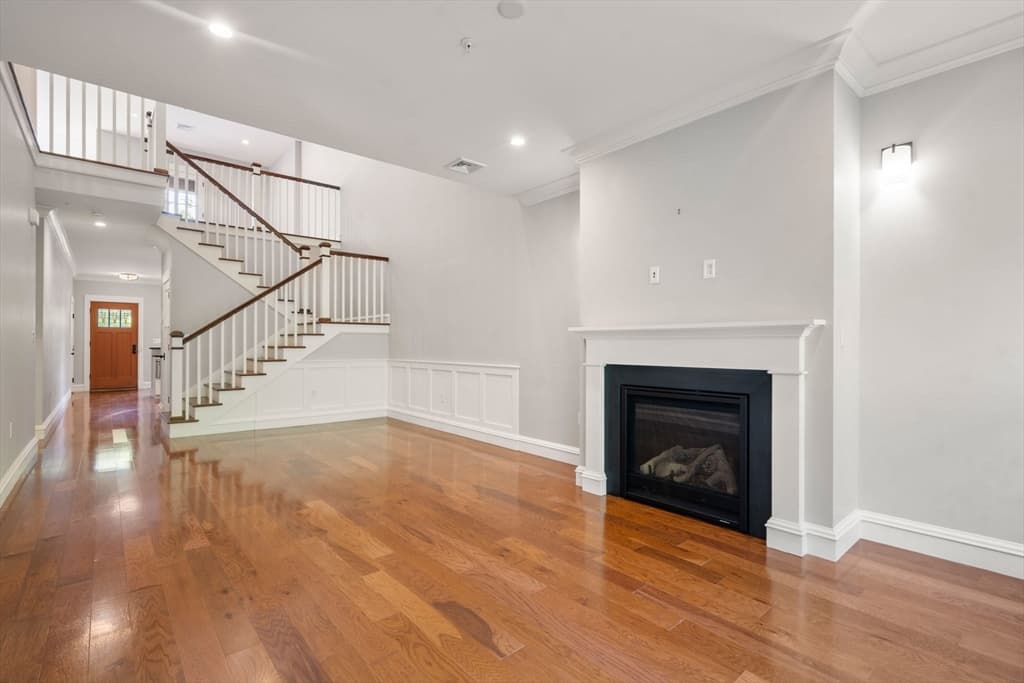 Condominium at 2 Abbey Road # 2, Sherborn MA 01770, Sherborn, photo 7 of 39