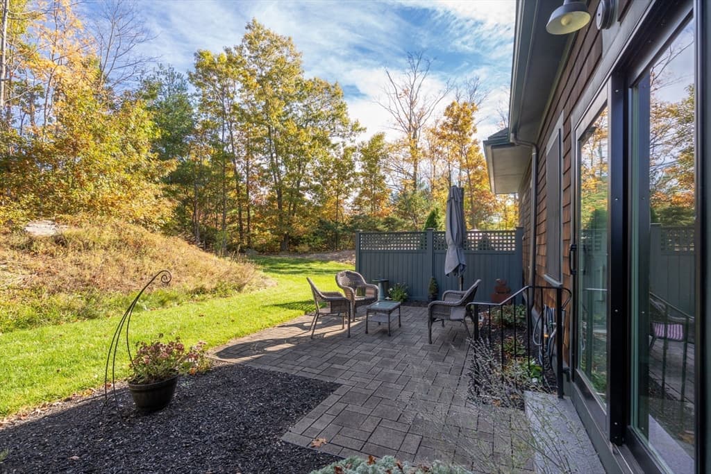 Condominium at 2 Abbey Road # 2, Sherborn MA 01770, Sherborn, photo 32 of 39