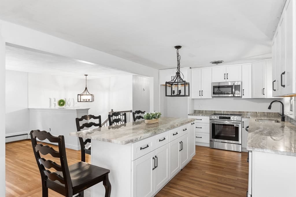 29 Devon Rd, Norwood MA 02062 photo 5