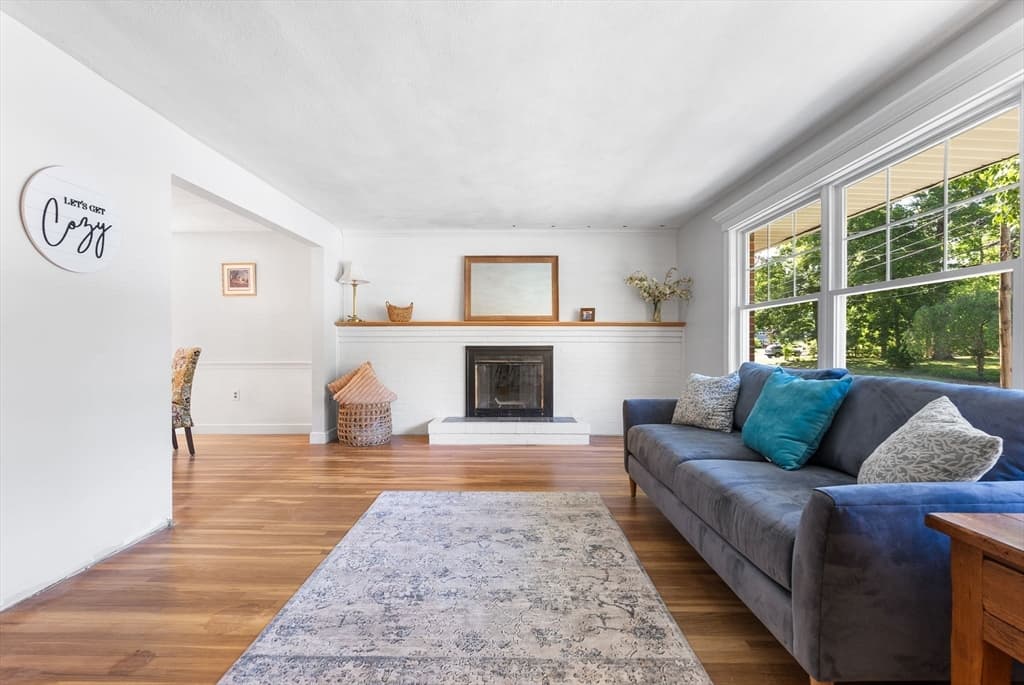 29 Devon Rd, Norwood MA 02062 photo 9
