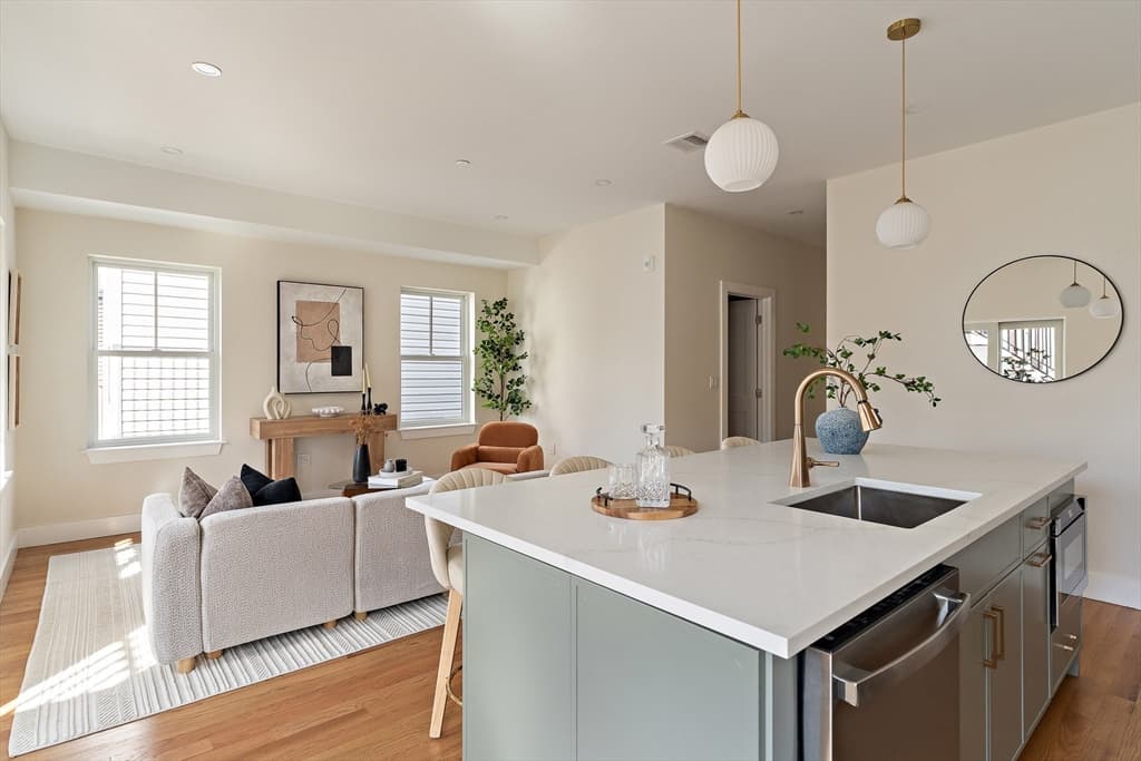 Condominium at 12 Geneva Street # 303, Boston MA 02128, Boston, photo 7 of 18