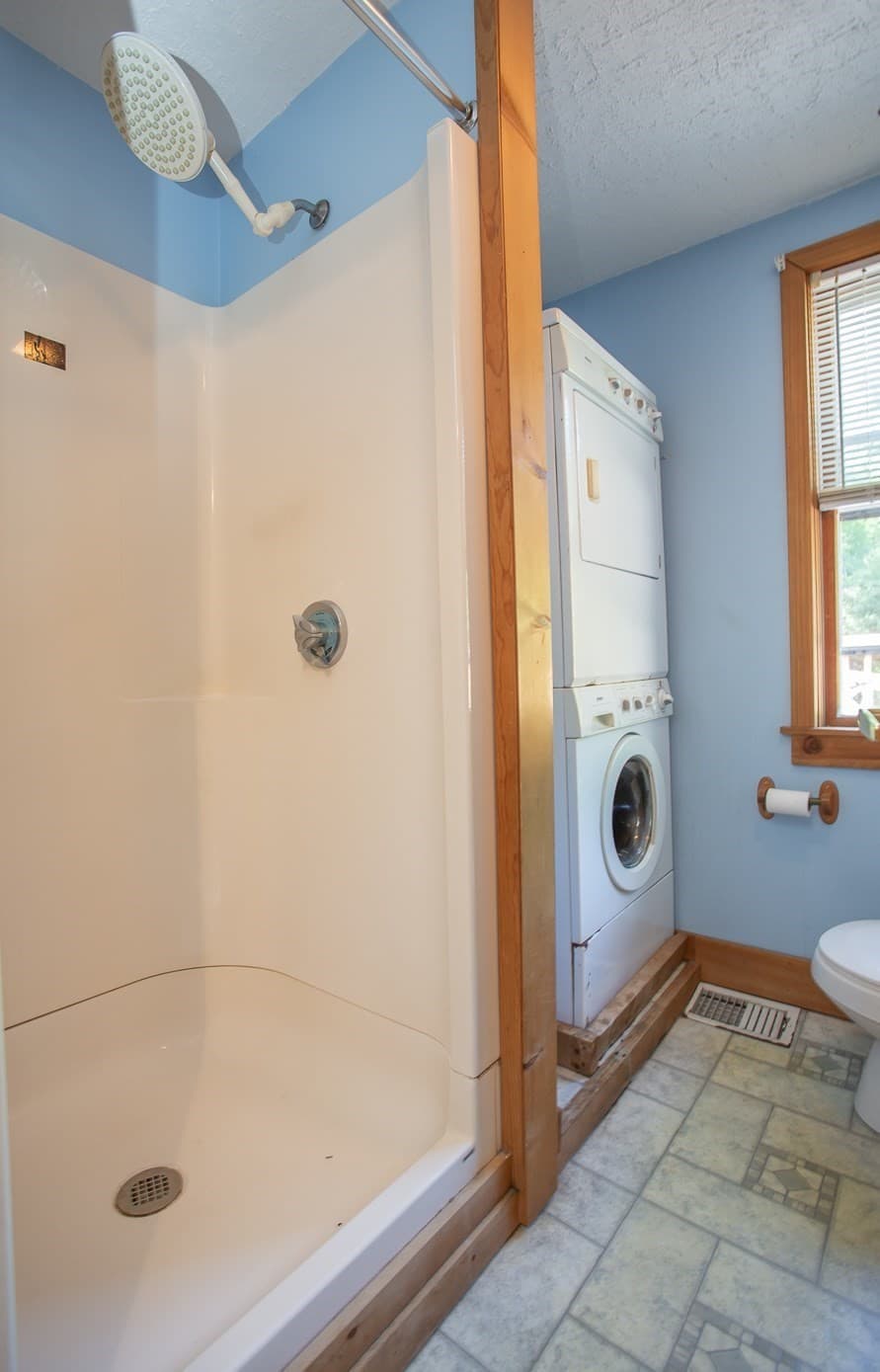Single Family Residence at 260 King Philip St, Raynham MA 02767, Raynham, photo 17 of 29