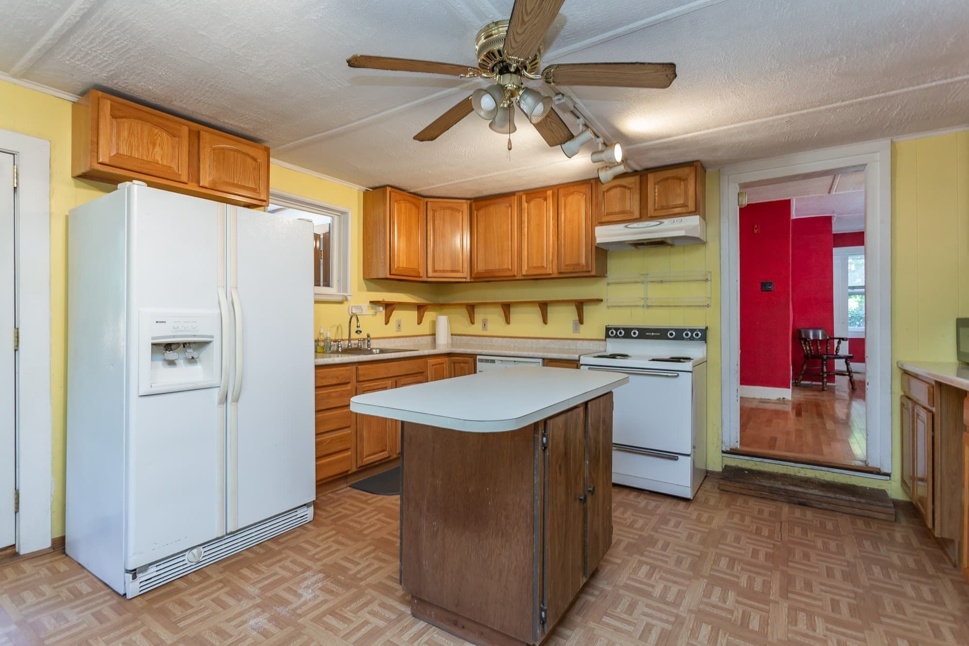 Single Family Residence at 260 King Philip St, Raynham MA 02767, Raynham, photo 9 of 29