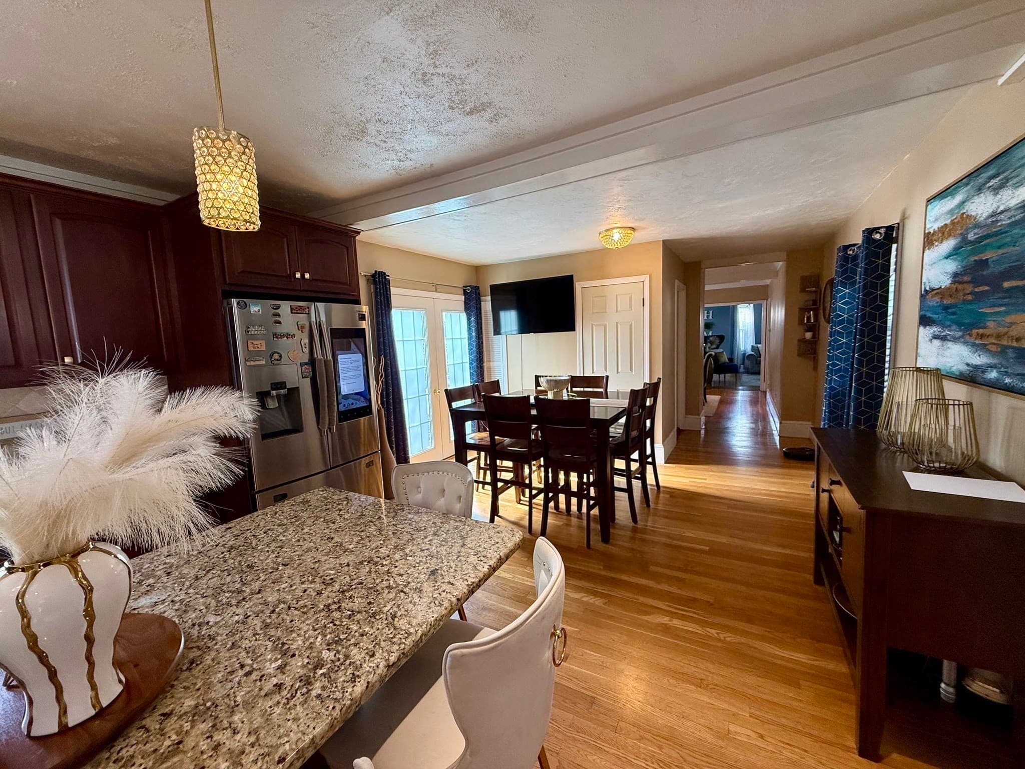 Single Family Residence at 408 W Britannia St, Taunton MA 02780, photo 2 of 21
